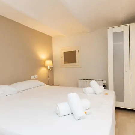 Appartamento Housalia Sagrada Familia Barcellona Esterno foto