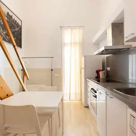 Appartamento Housalia Sagrada Familia Barcellona Esterno foto